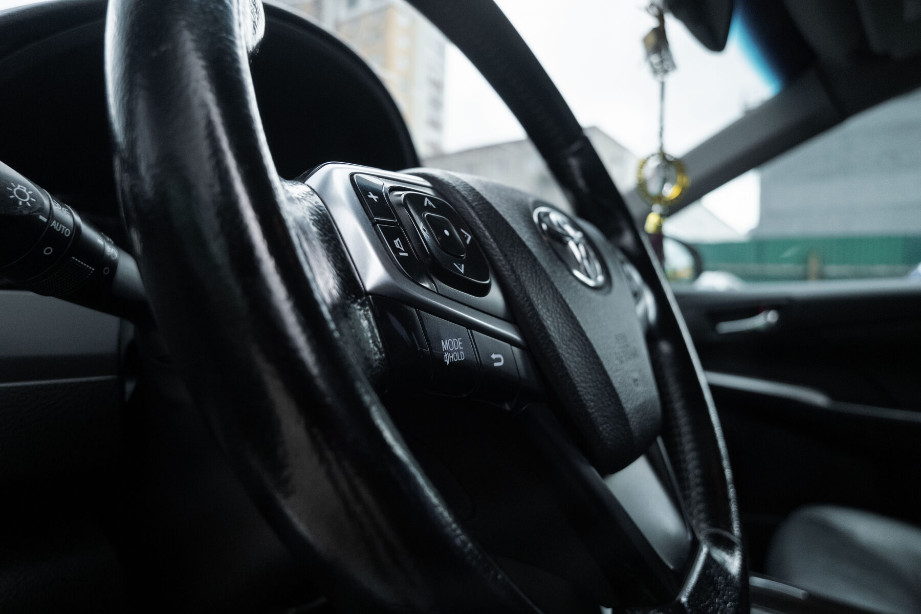 Toyota Camry фото 8